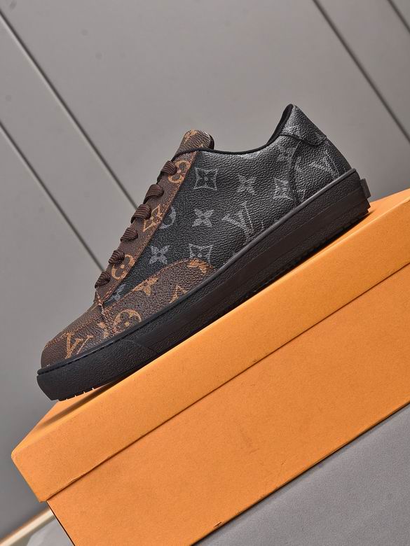 men LV shoes-094